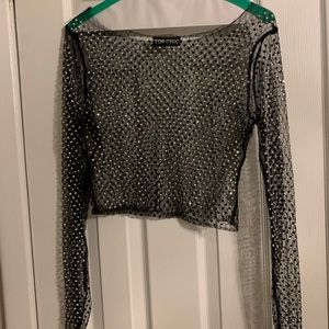 Long sleeve sheer crop top.